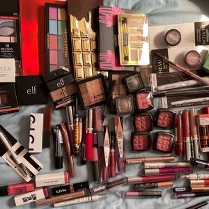 Large makeup mystery box